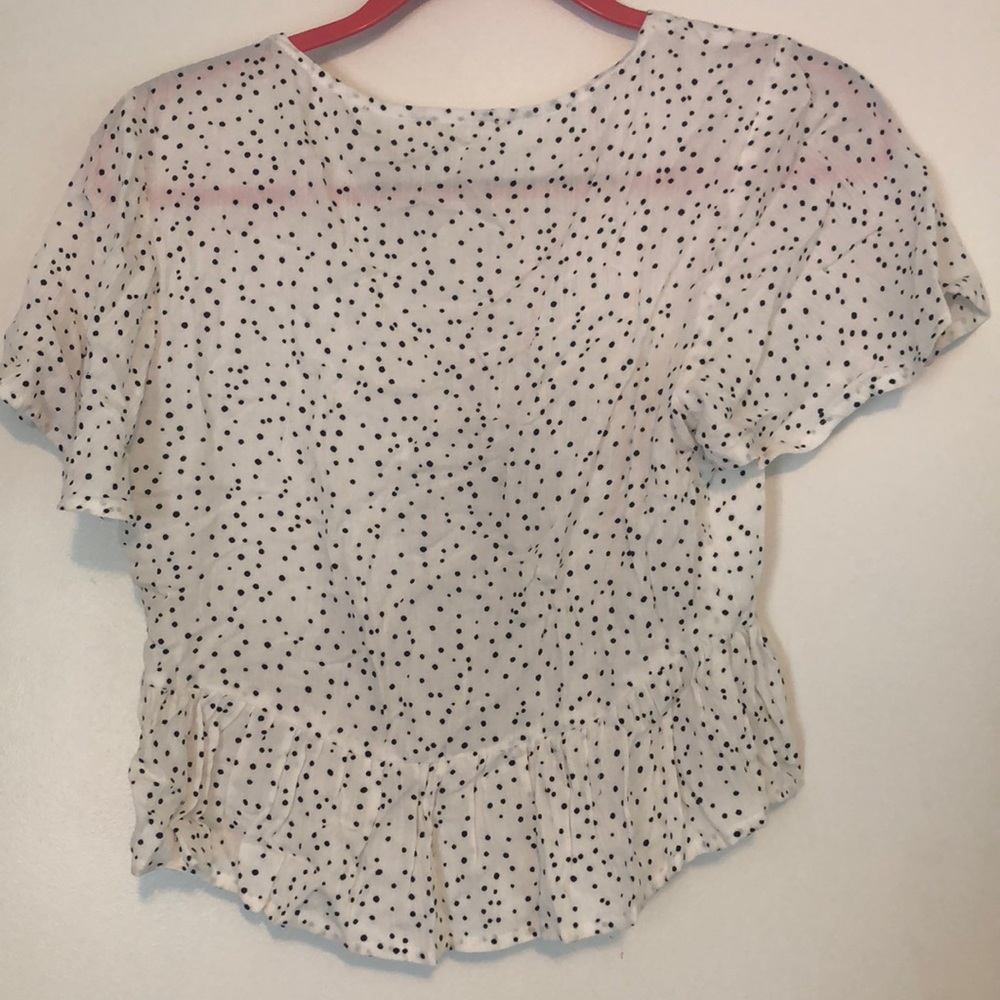 Revolve tie front crop top - Picture 3 of 3